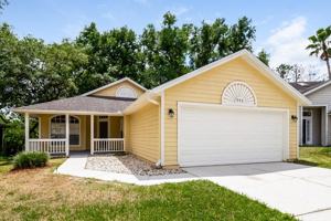 featured image of 996 Maple Ct