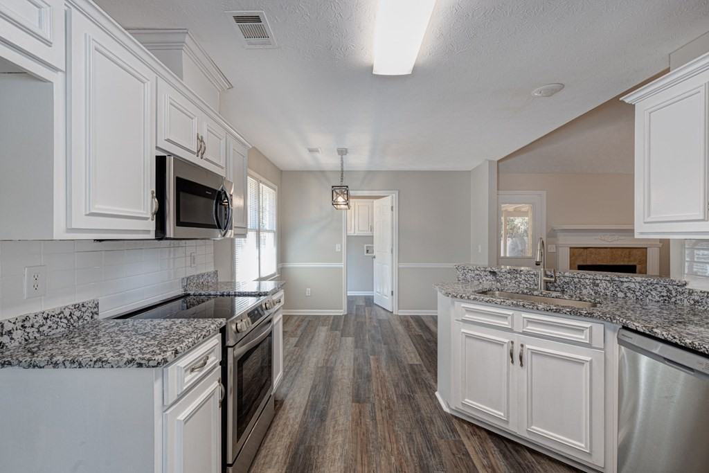 5147 Kingsberry St #1 - Photo 5 of 13