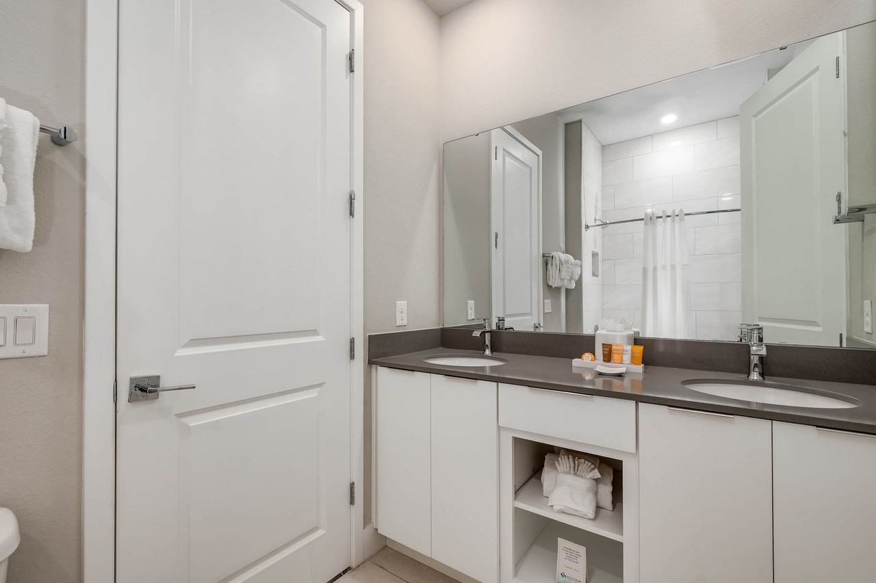 7770 Sandy Ridge Dr #1511196P - Photo 5 of 47
