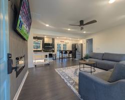 featured image of 145 Melinda Way Se