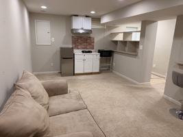 featured image of Breezyhill Dr & Hiddengrove Ct