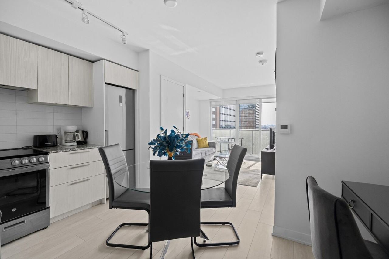 501 Yonge St #1571748P - Photo 6 of 19