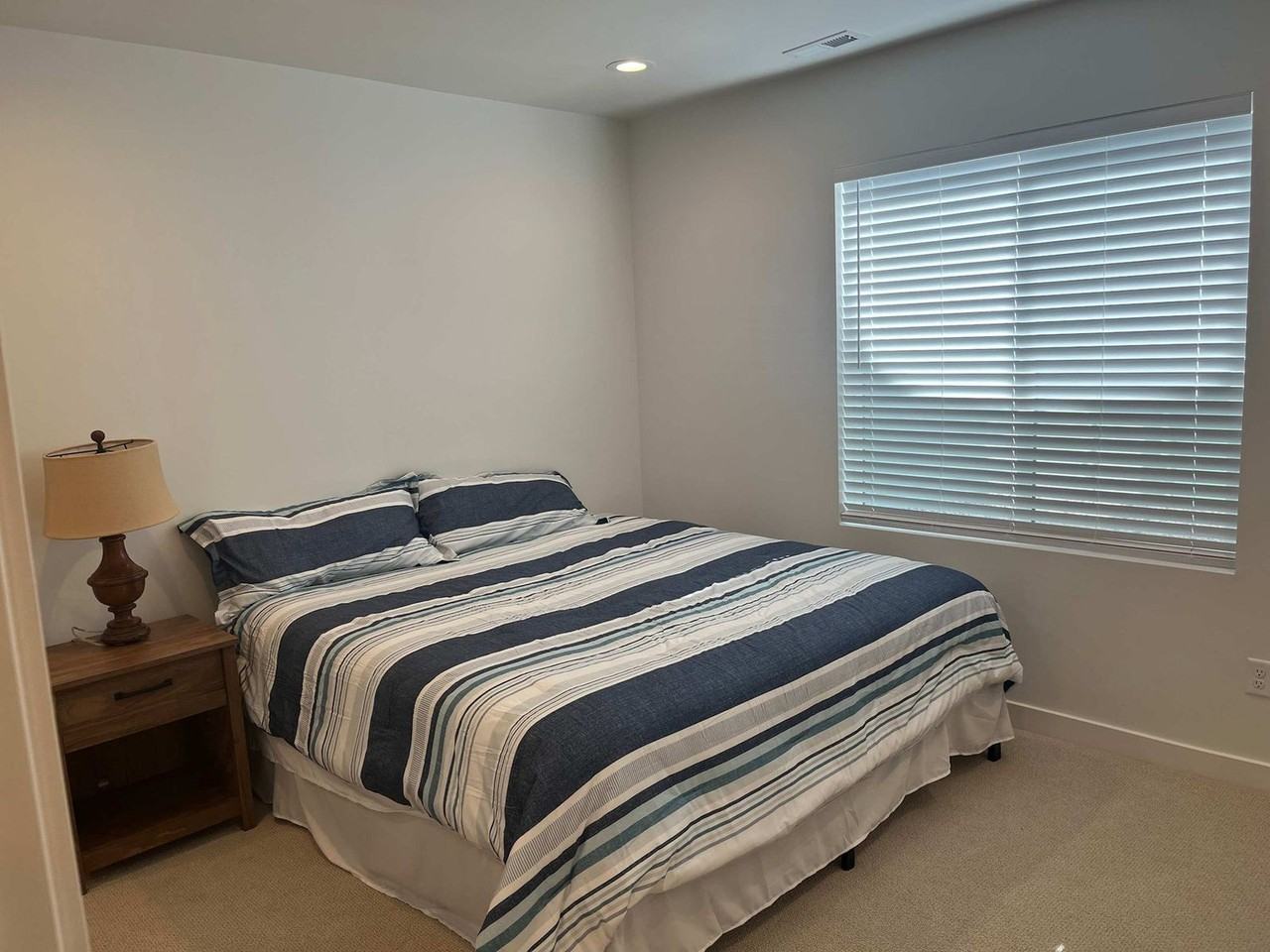 6387 E 950 S #1548263P - Photo 4 of 41