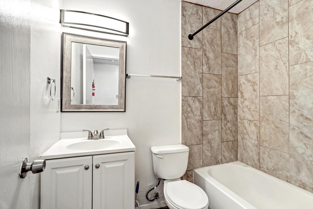 195 Monte Alto Pl Ne Apt B - Photo 6 of 17
