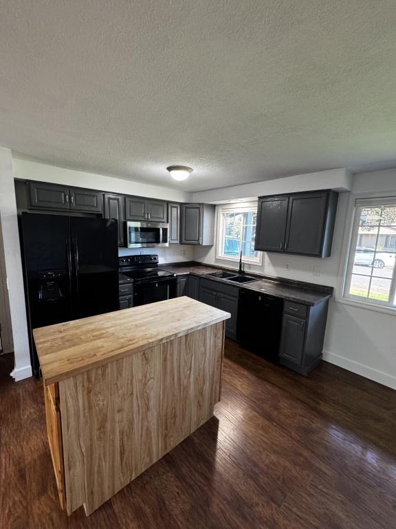 33691 Ne Karen Pl - Photo 4 of 17