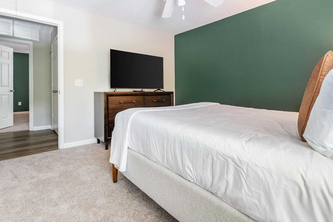 831 Cedar Lake Rd. - Photo 6 of 50