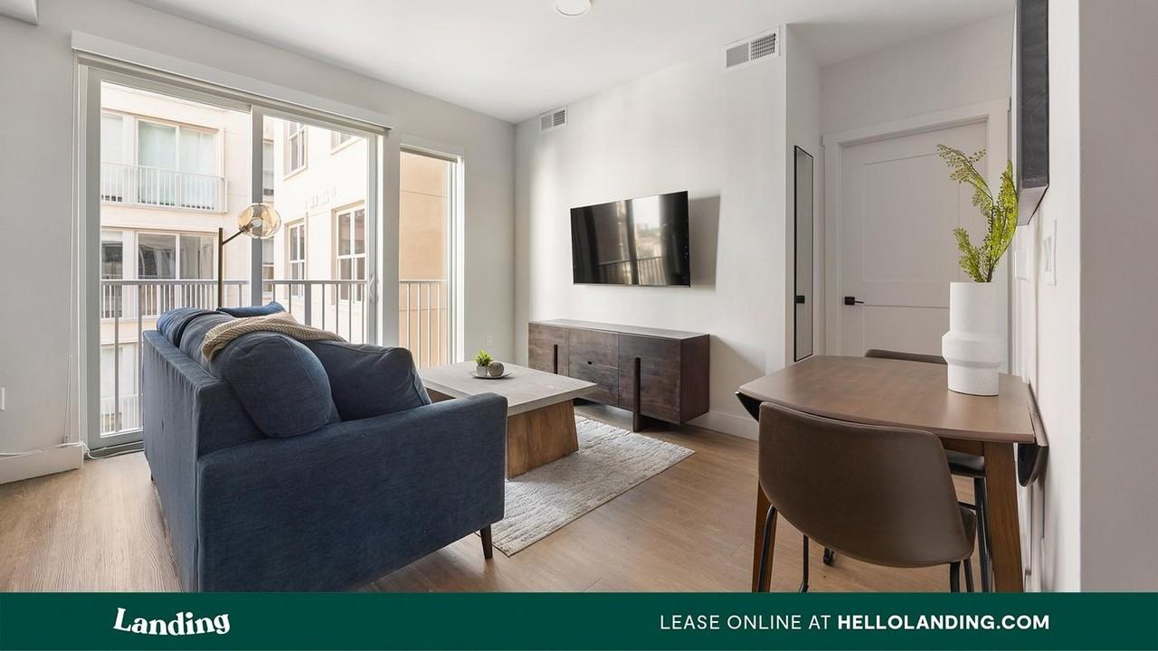 1557 N Logan Street - Photo 4 of 50