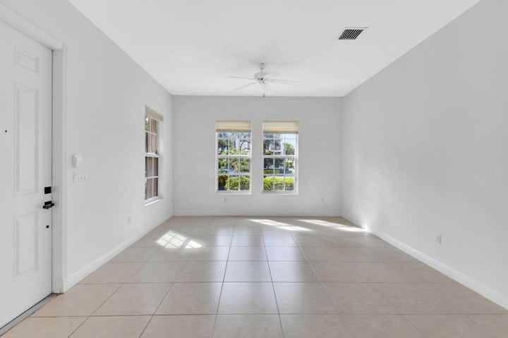 838 Northwest 83rd Lane - Photo 3 of 8