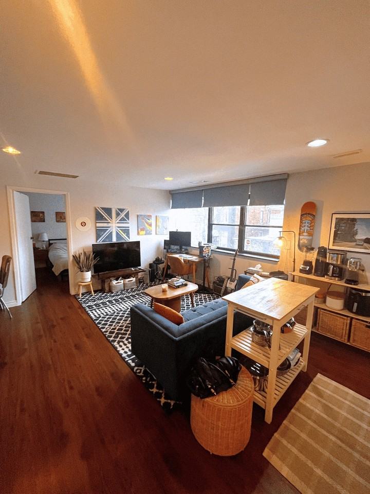 154 Ossington Avenue - Photo 3 of 7