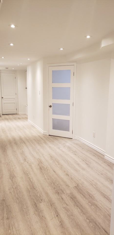 428 Westmount Avenue - Photo 6 of 9