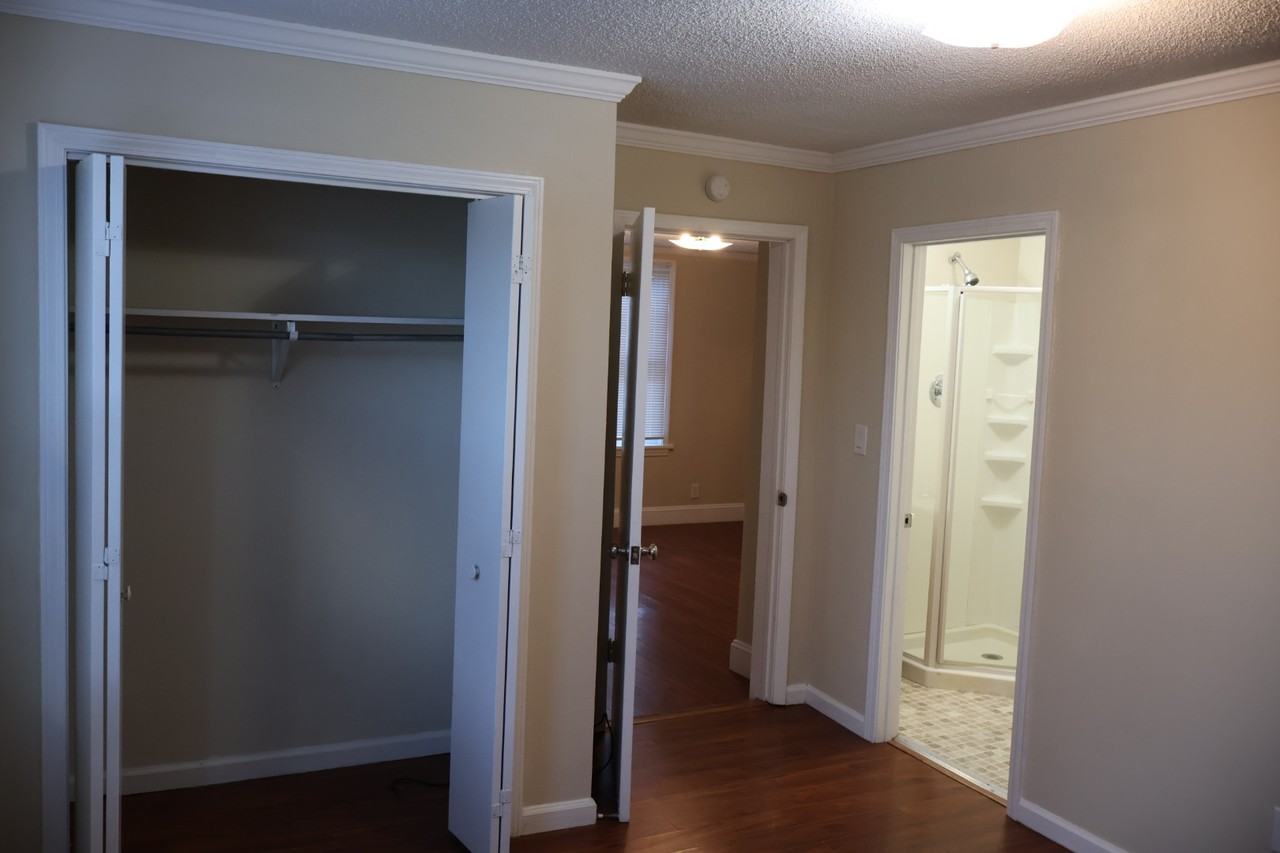 114 Emory St #MAIN - Photo 3 of 10
