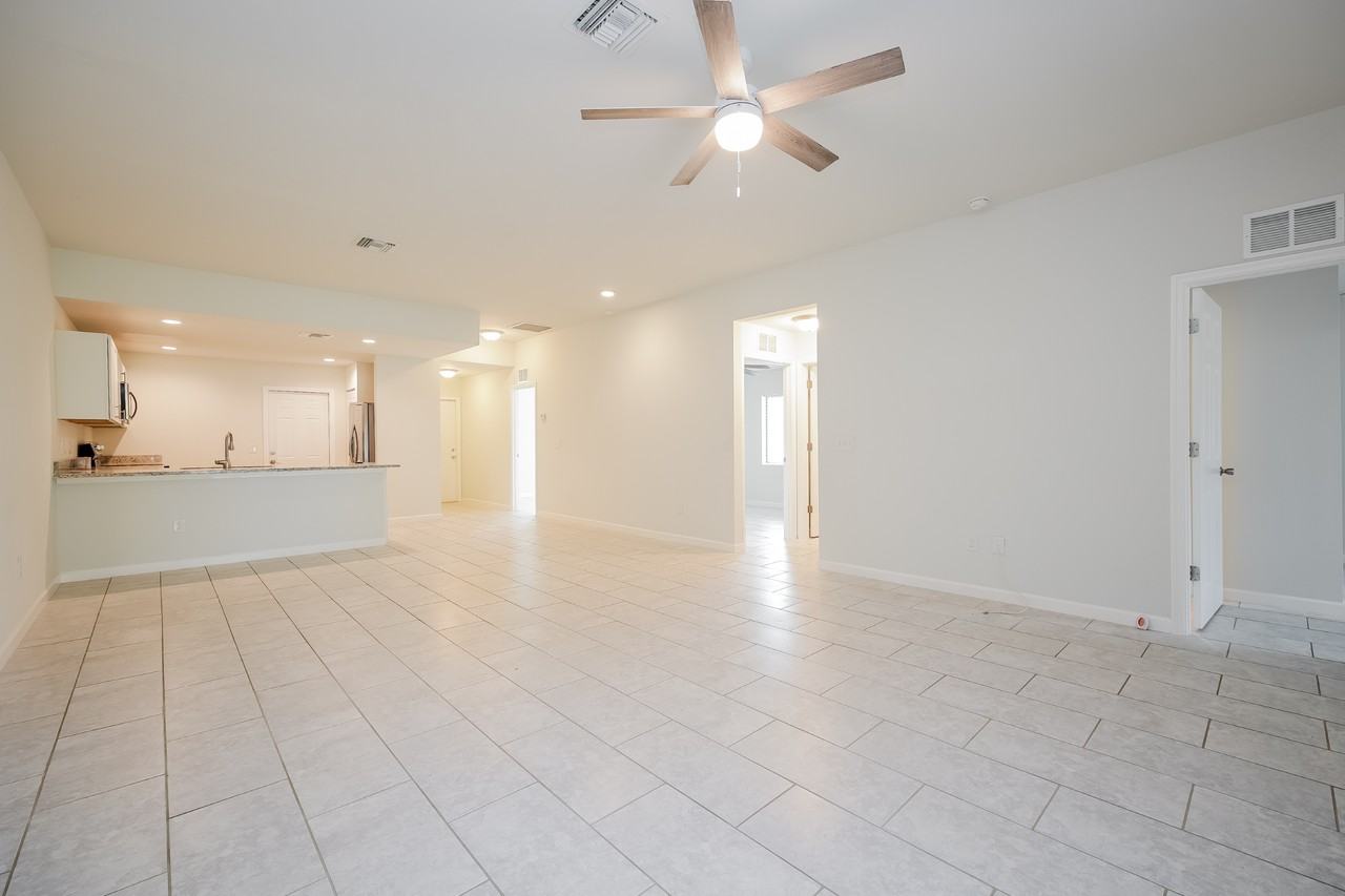 7636 Carrier Rd - Photo 6 of 15