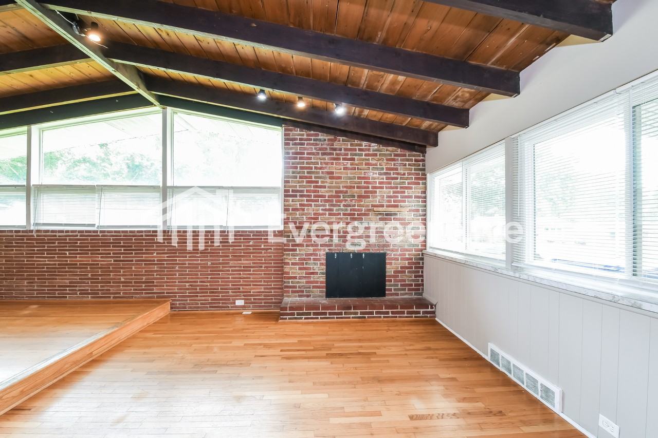 7823 Milan Ave - Photo 3 of 15