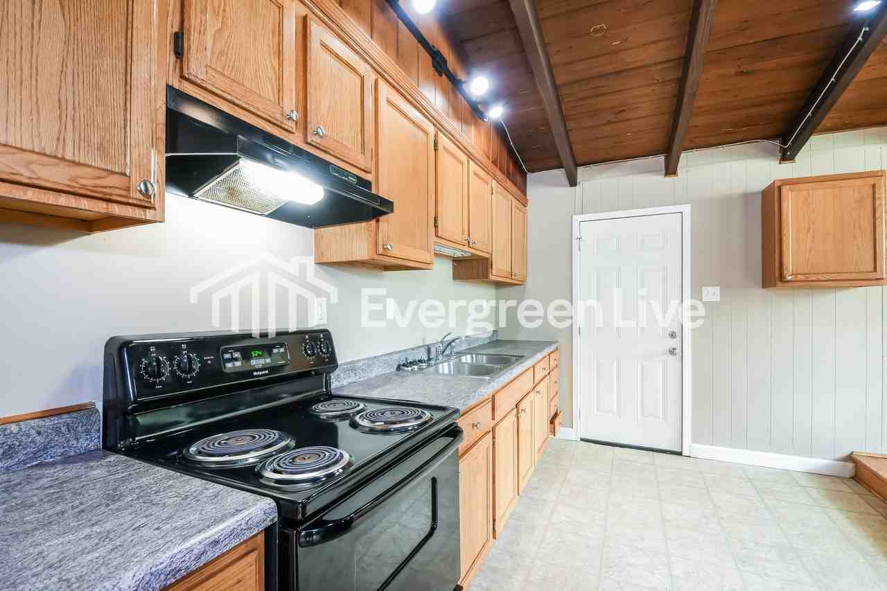 7823 Milan Ave - Photo 7 of 15