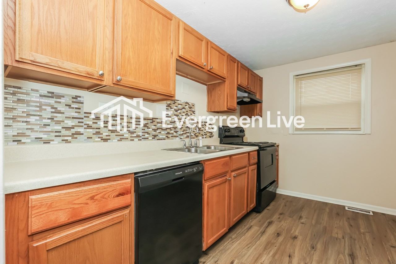 10612 Mckelvey Rd - Photo 6 of 15