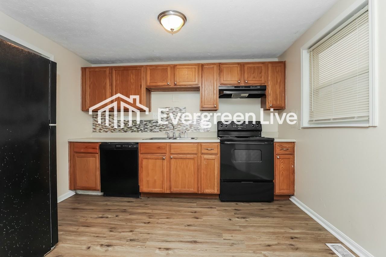 10612 Mckelvey Rd - Photo 7 of 15