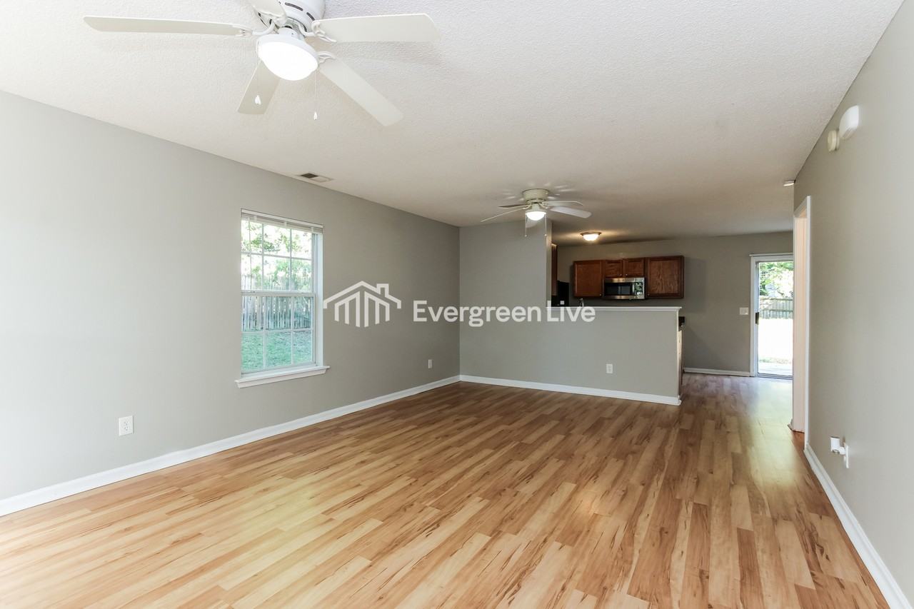 105 Wingspan Way - Photo 2 of 15