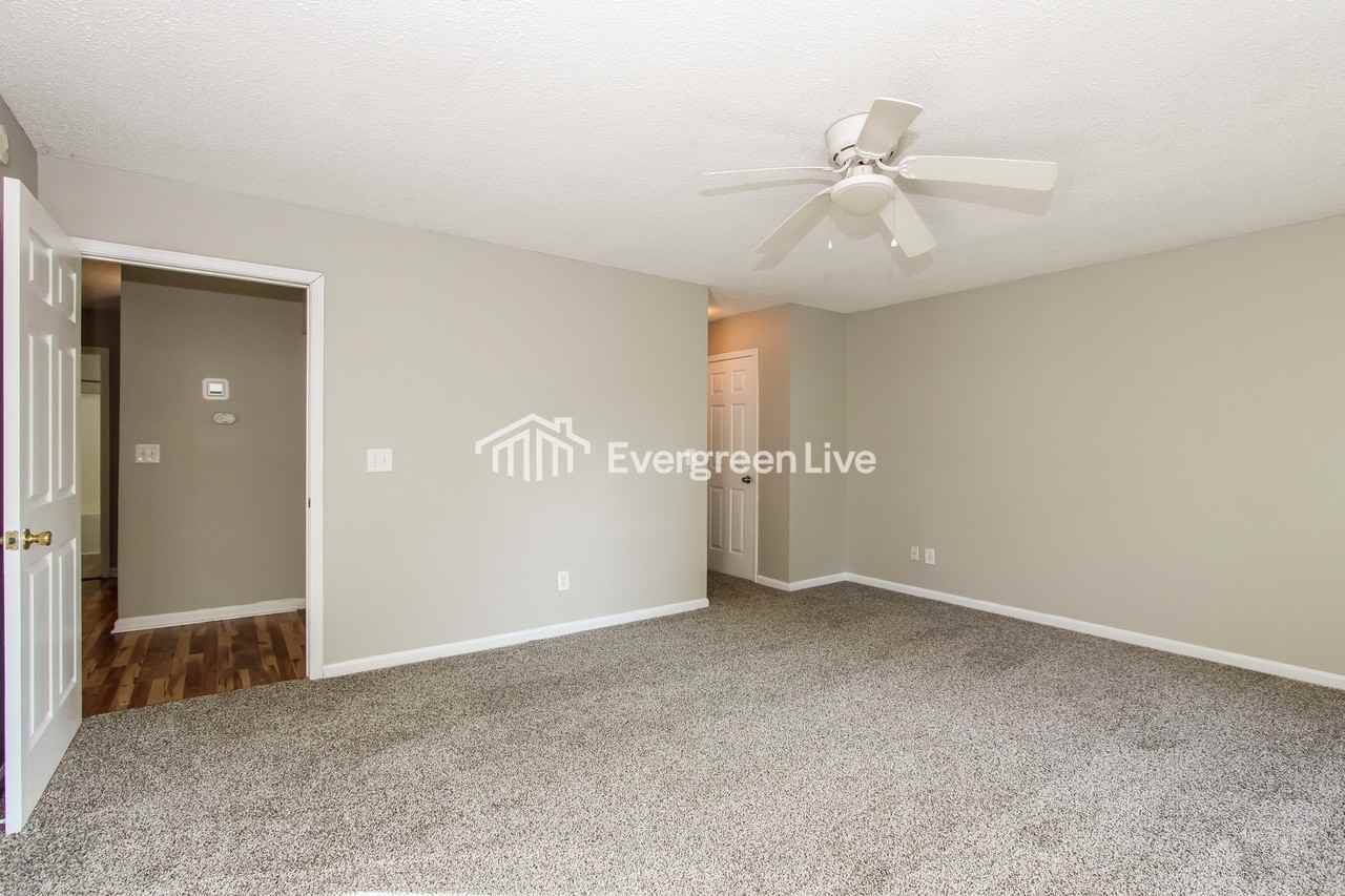 105 Wingspan Way - Photo 7 of 15