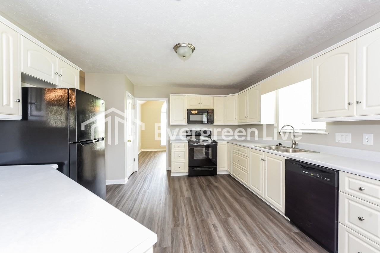 312 Red Barn Ct - Photo 6 of 15