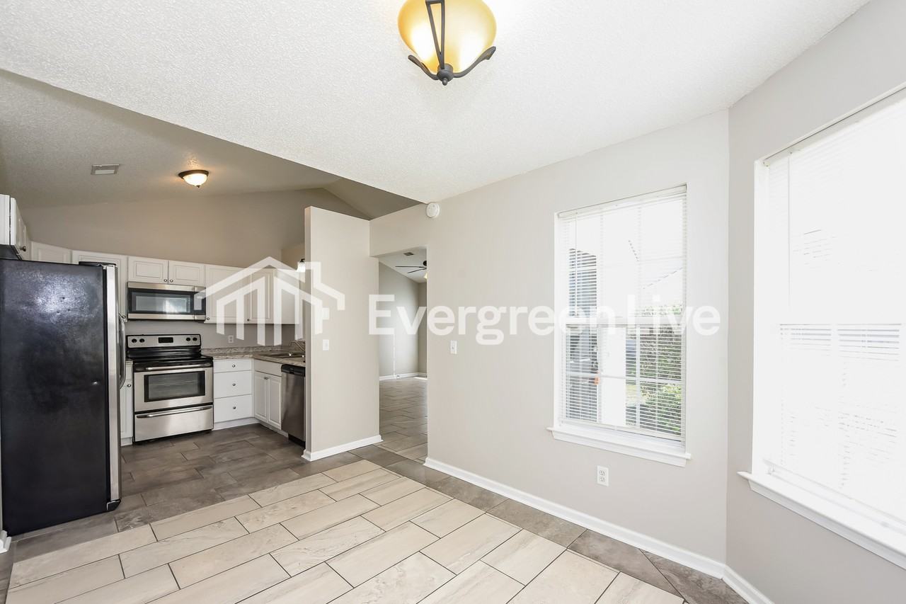 107 Sterling Hills Cir - Photo 6 of 15