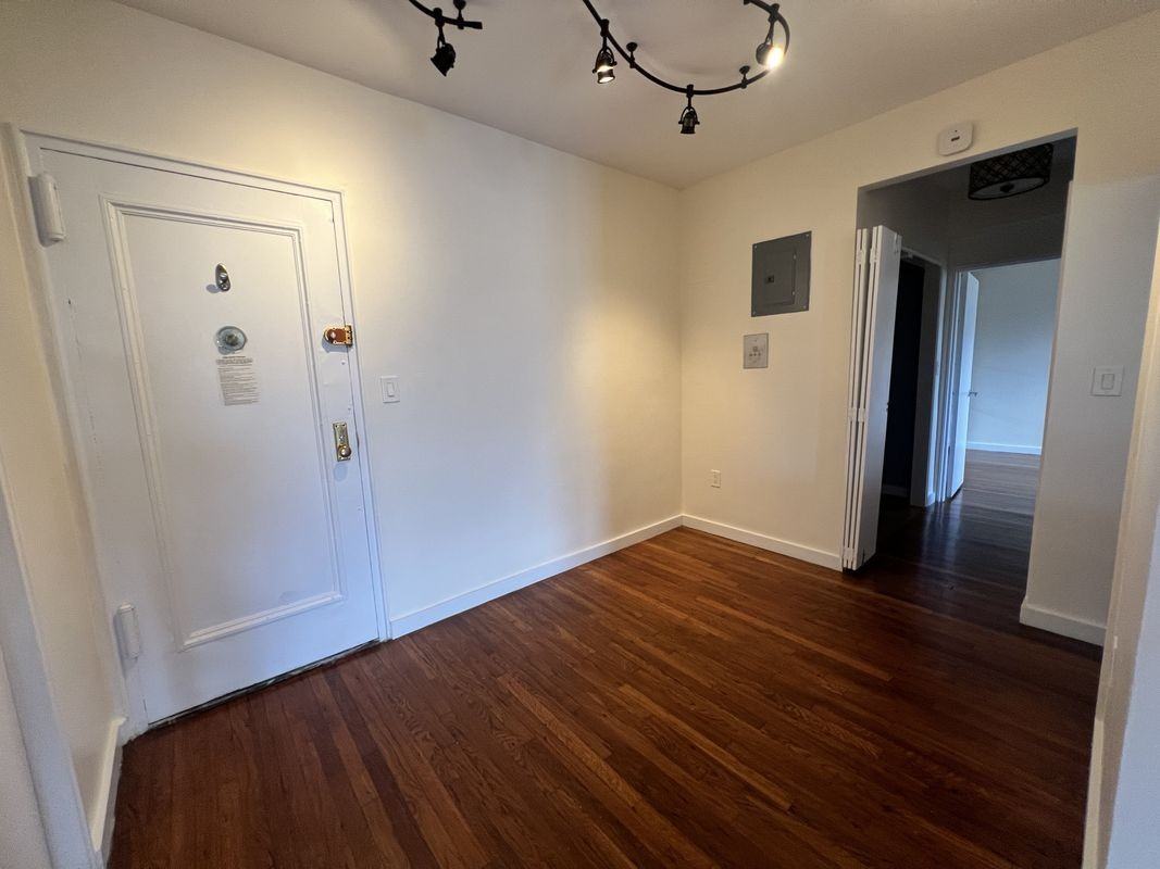 50 Kenilworth Pl ##3a - Photo 2 of 13