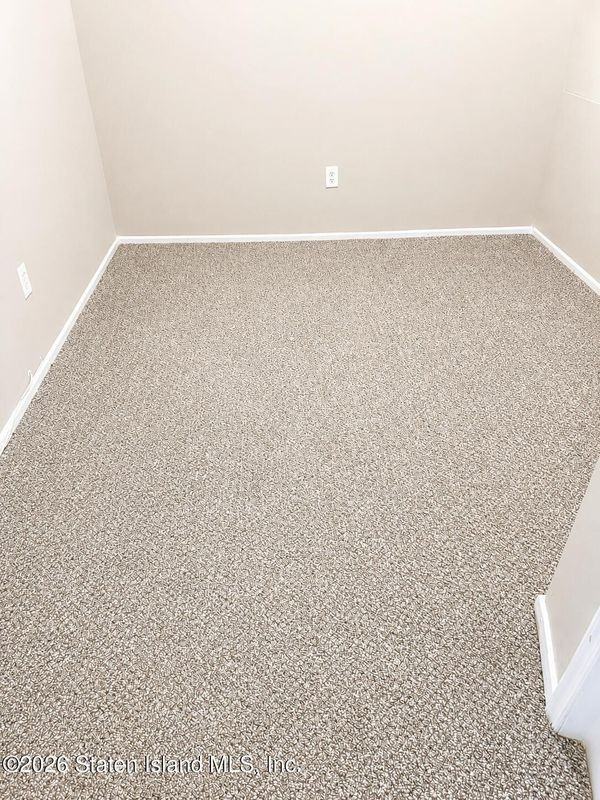 146 Bayview Ln ##2 - Photo 4 of 7