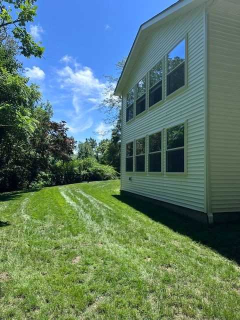 34 Maler Ave - Photo 4 of 9