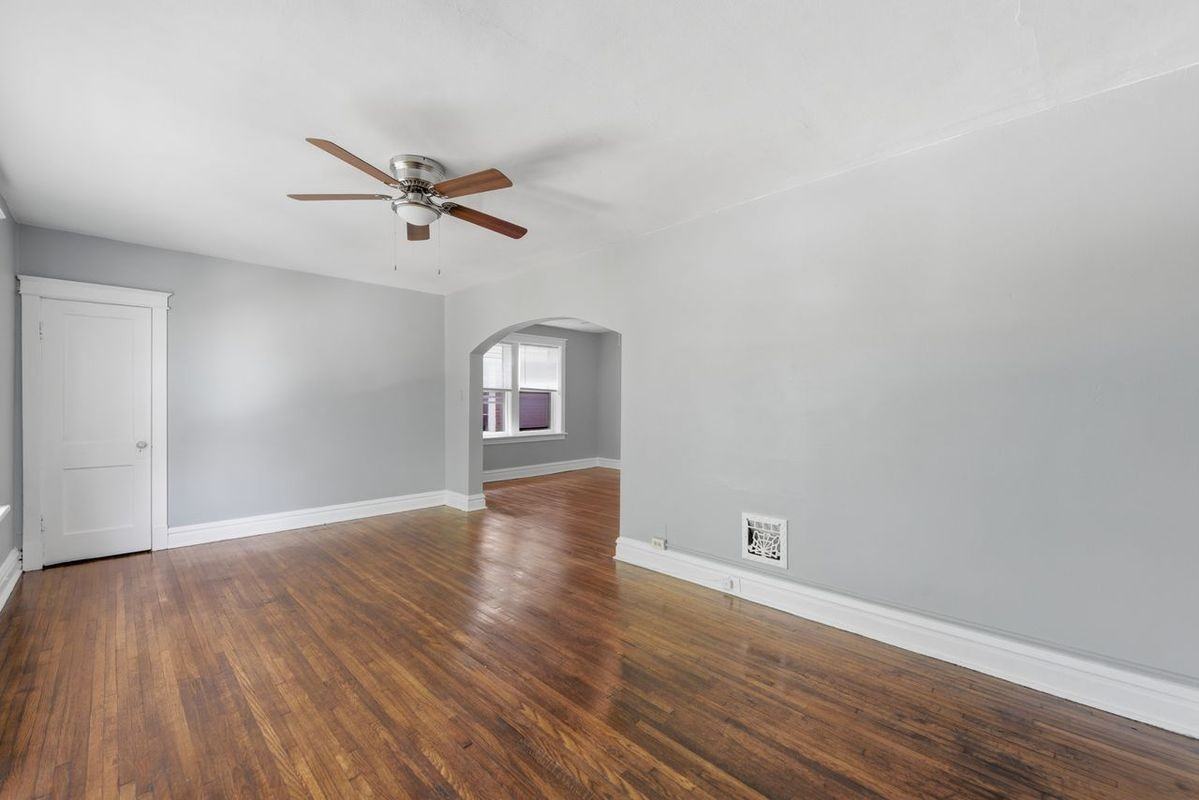 3332 Aubert Ave ##A - Photo 6 of 9