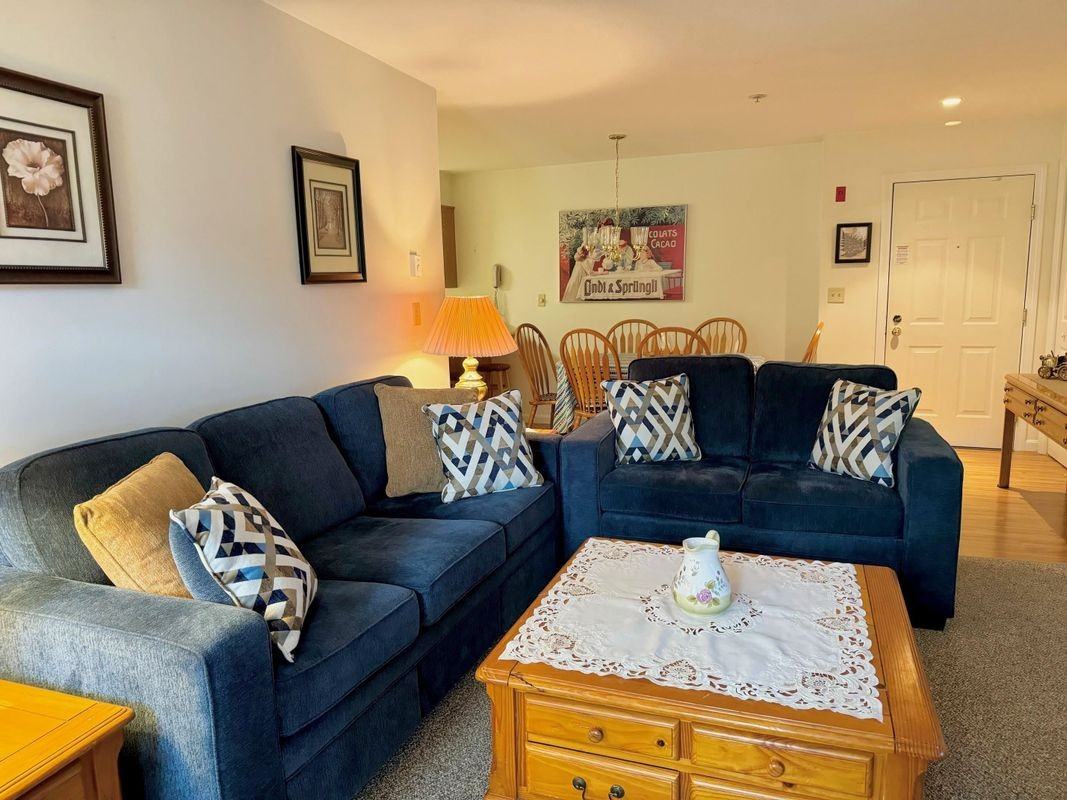 227 Main St ##201 - Photo 4 of 15