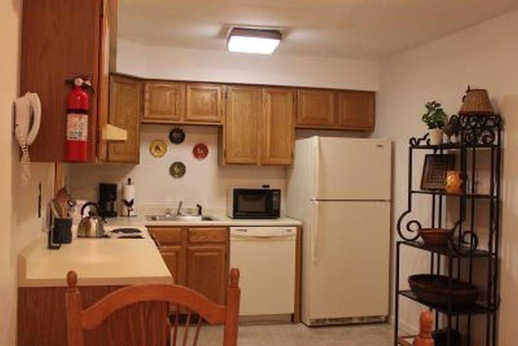 227 Main St - Photo 6 of 16