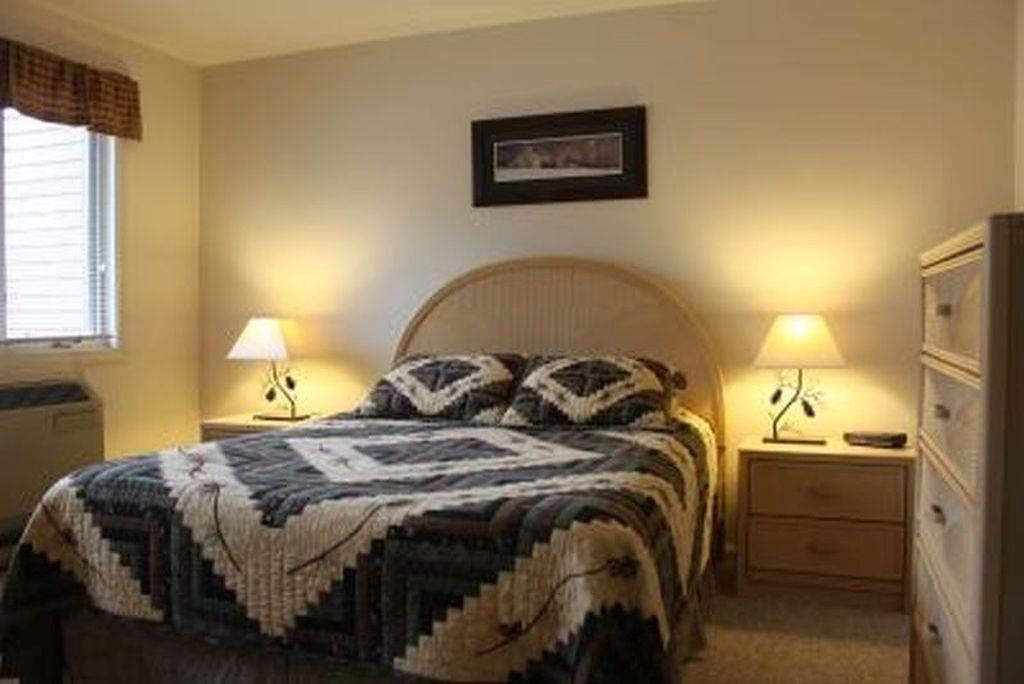 227 Main St - Photo 7 of 16
