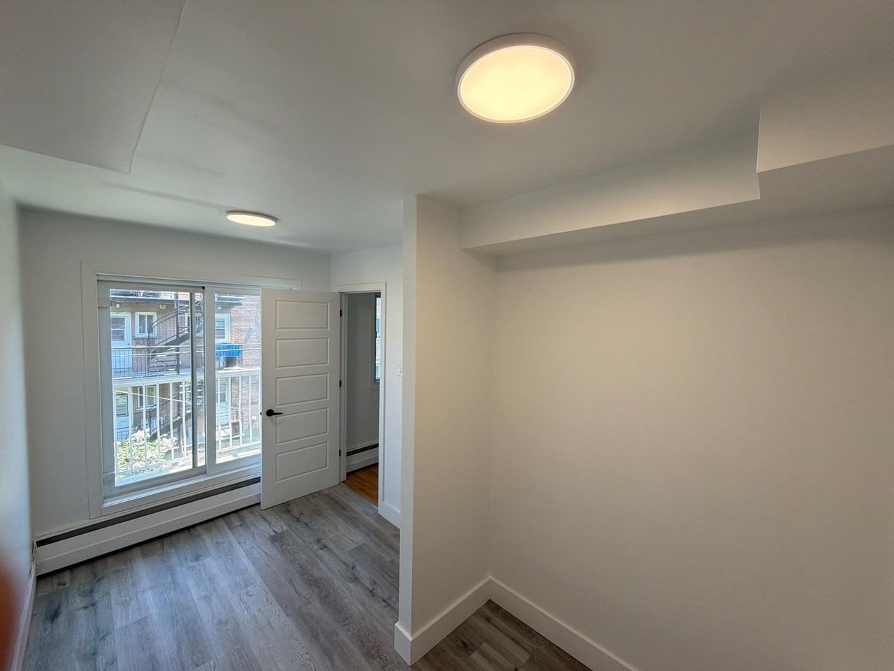 7790 Av Trémolières — photo 1