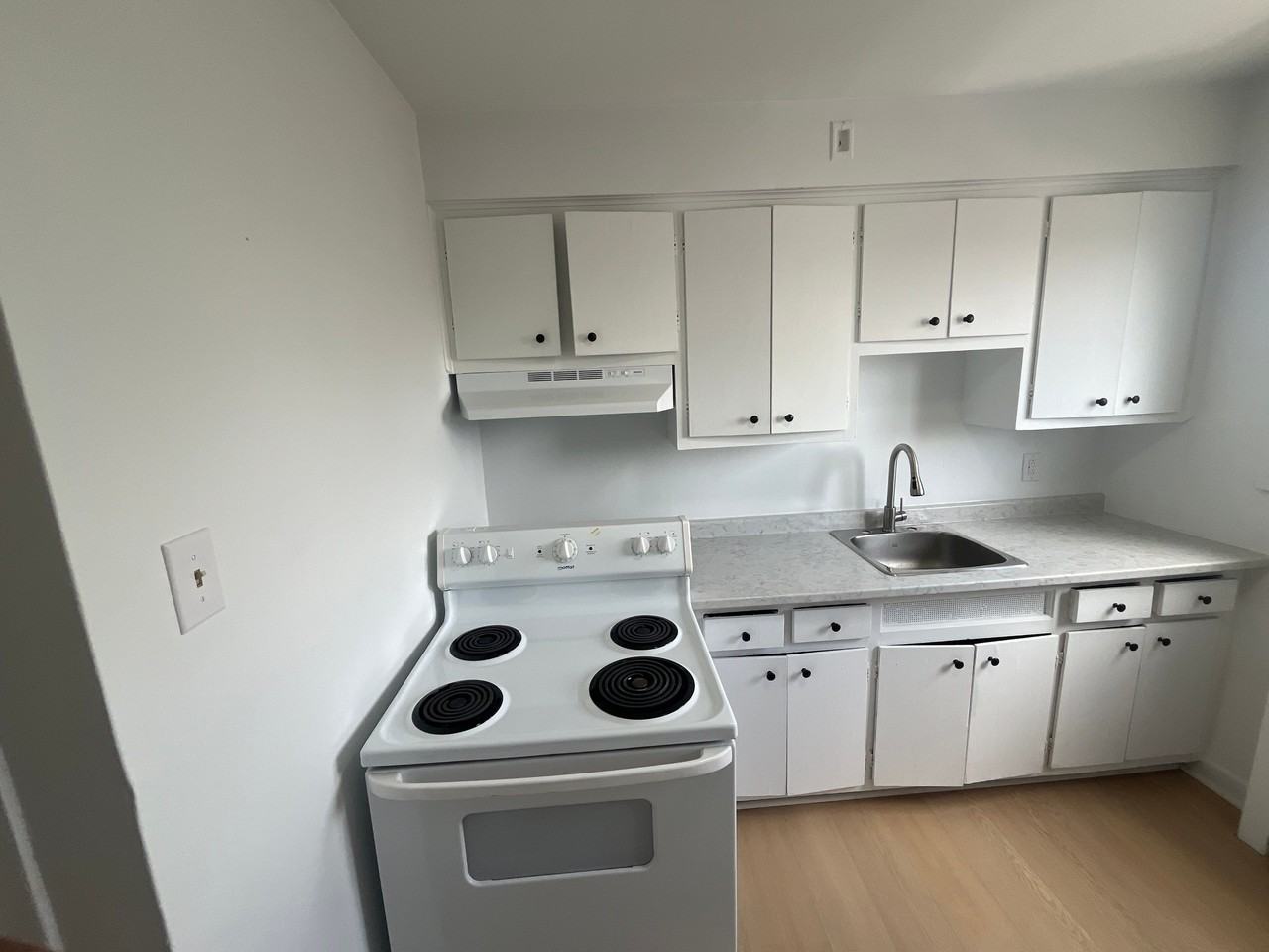 4304 Av Pierre-De Coubertin — photo 2