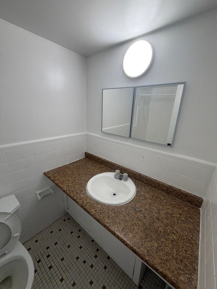 2660 Av De Kent — photo 2
