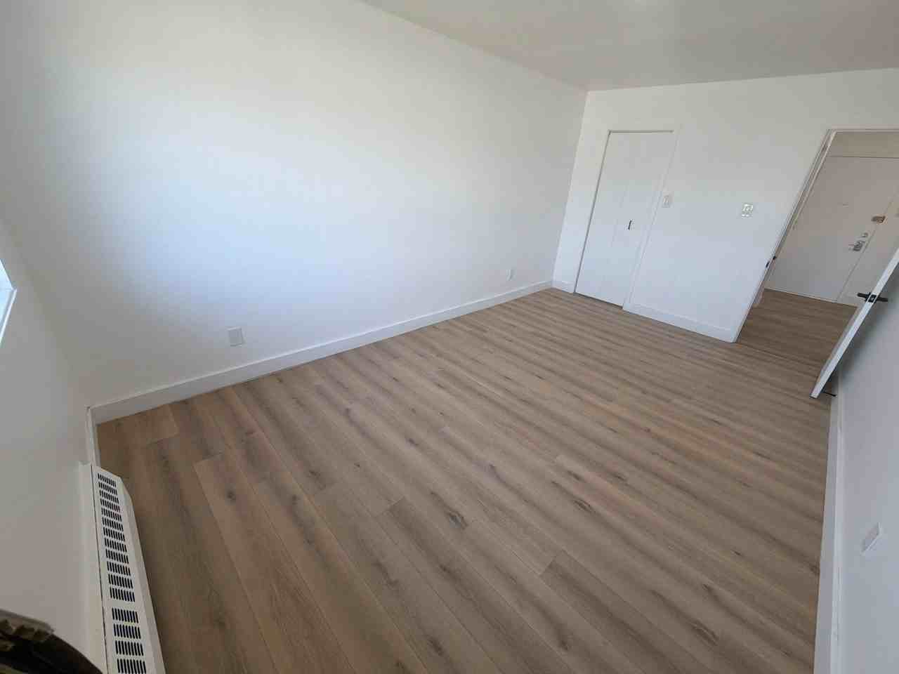 2660 Av De Kent — photo 3