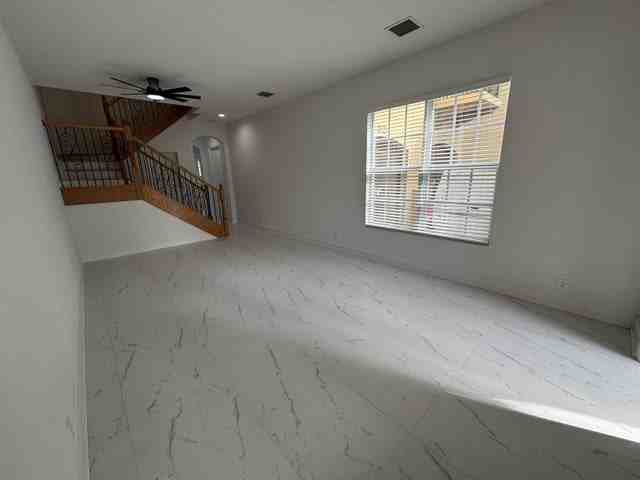 2789 Eagle Rock Circle - Photo 2 of 8