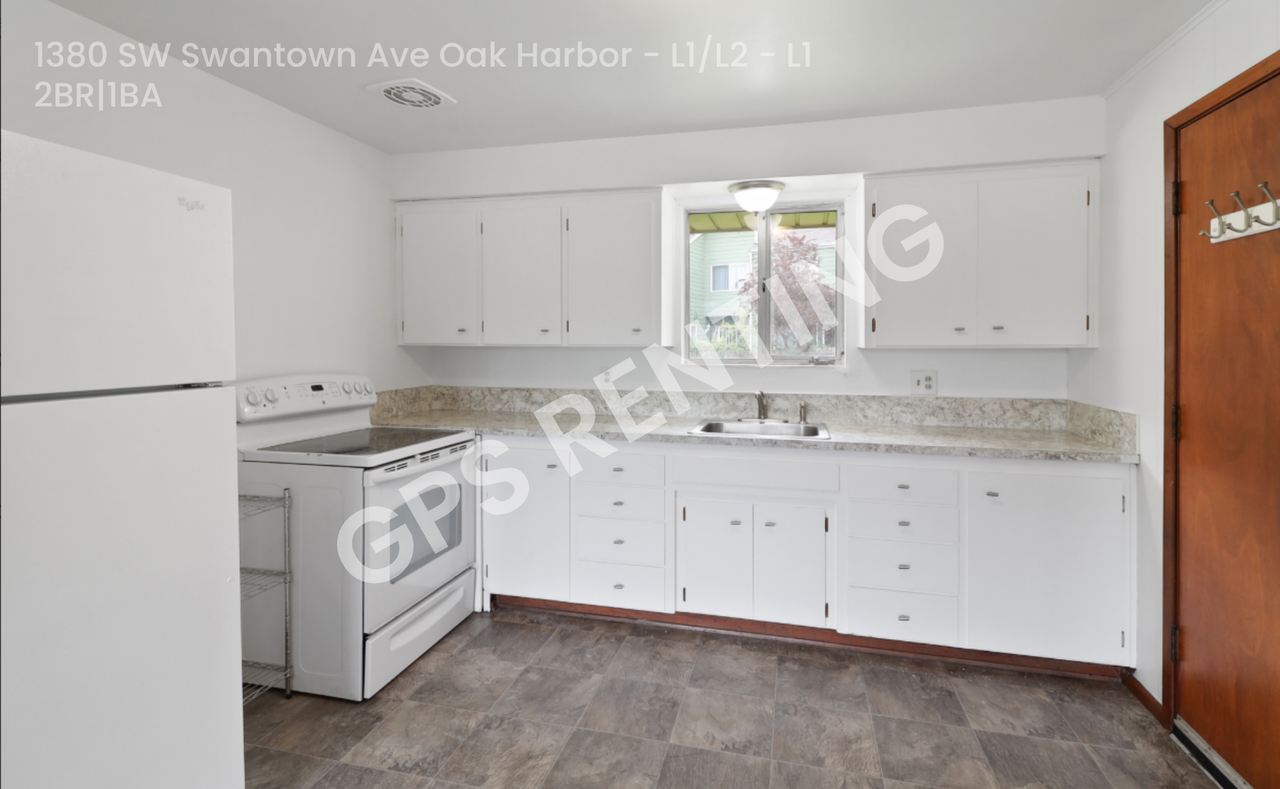 1380 Sw Swantown Ave #L1 - Photo 2 of 40