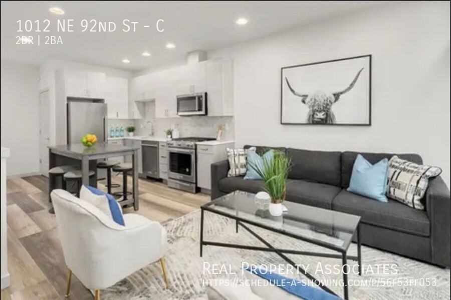 1012 Ne 92nd St #C - Photo 5 of 22