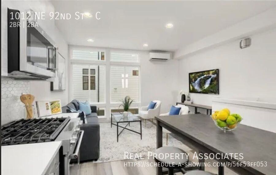 1012 Ne 92nd St #C - Photo 7 of 22