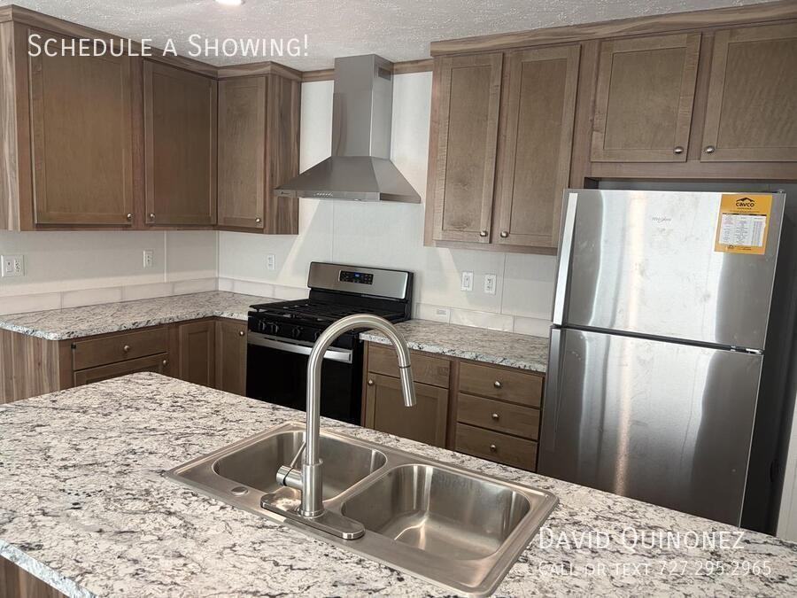 105 Azalea Ave - Photo 2 of 20