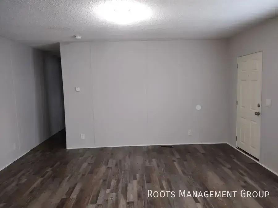 3400 Preston Pl - Photo 3 of 9