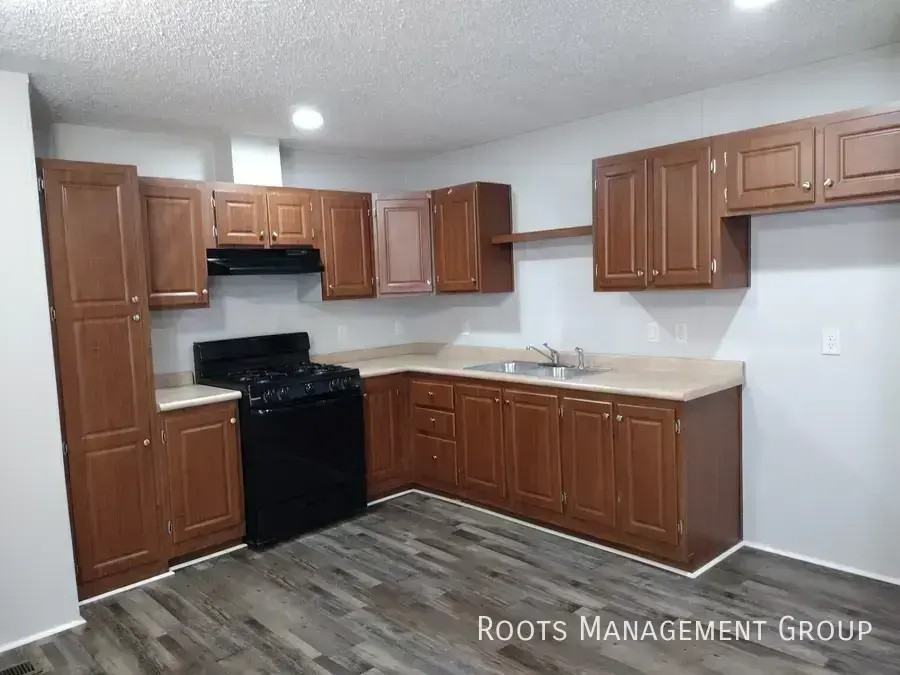 3400 Preston Pl - Photo 4 of 9