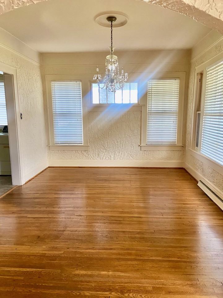 626 10th Avenue South - Photo 5 of 17