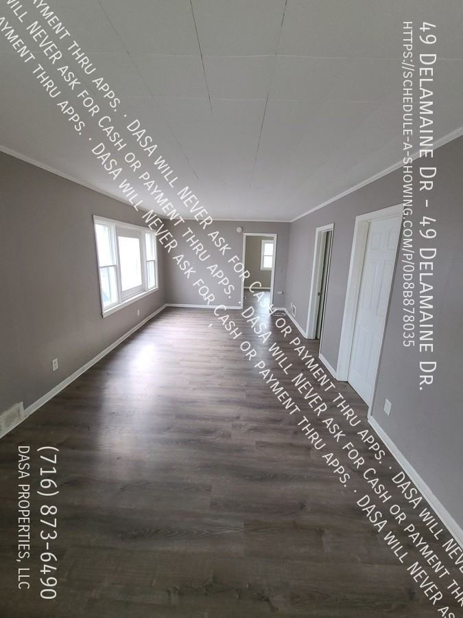 49 Delamaine Dr - Photo 2 of 8