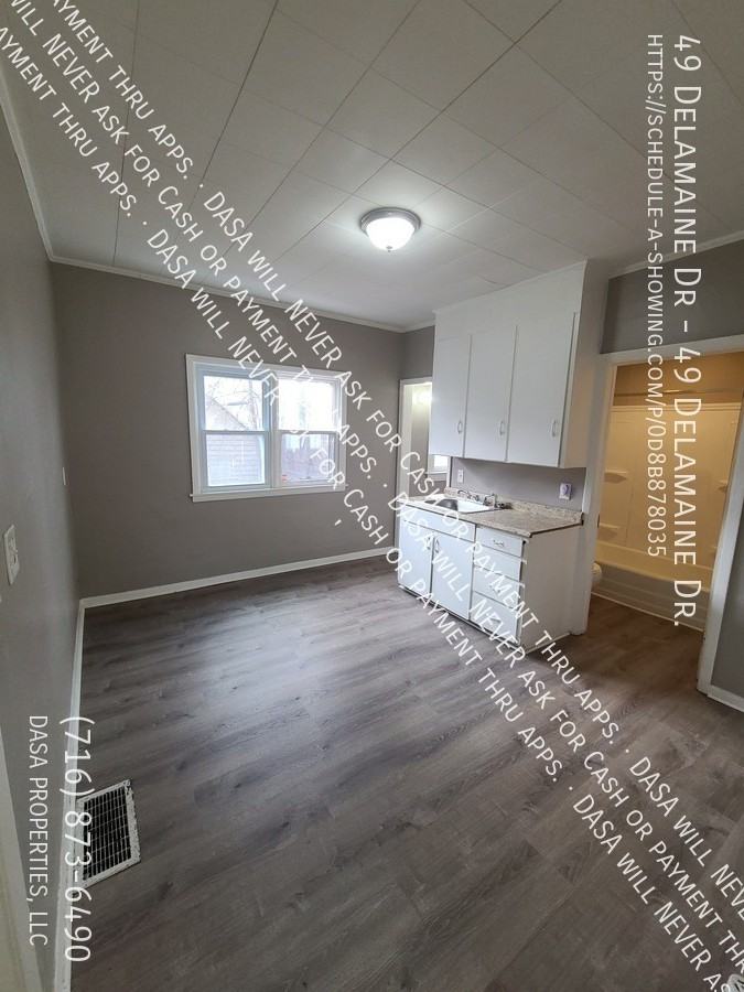 49 Delamaine Dr - Photo 4 of 8