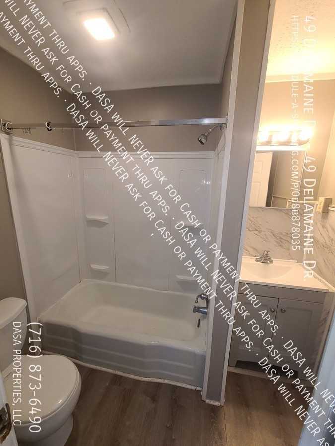 49 Delamaine Dr - Photo 5 of 8