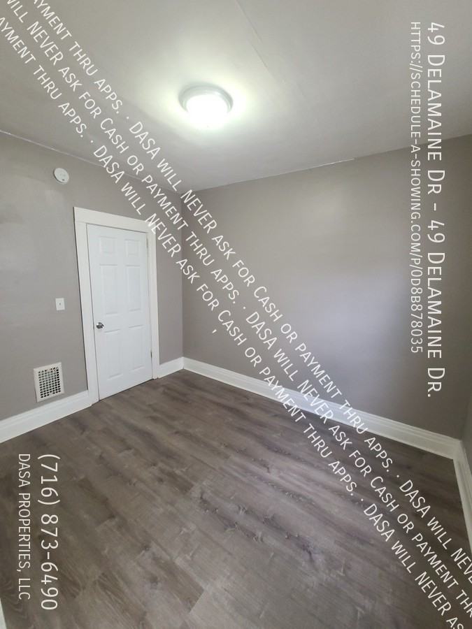 49 Delamaine Dr - Photo 7 of 8