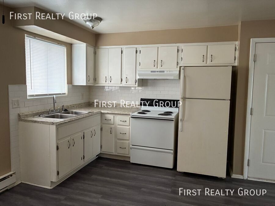4909 Northcutt Pl #11 - Photo 2 of 8
