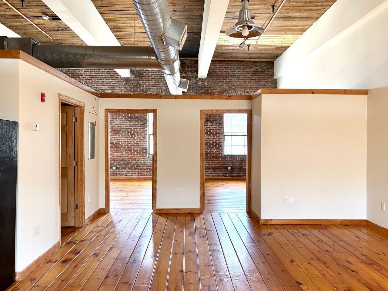 125 Goff Ave - Photo 6 of 15