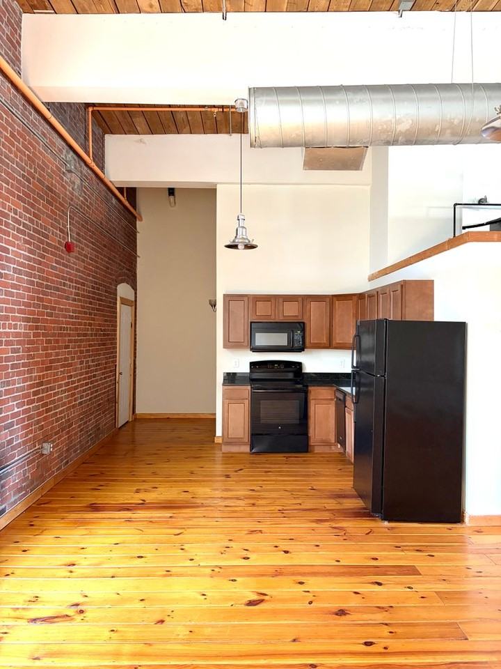 125 Goff Ave - Photo 7 of 15